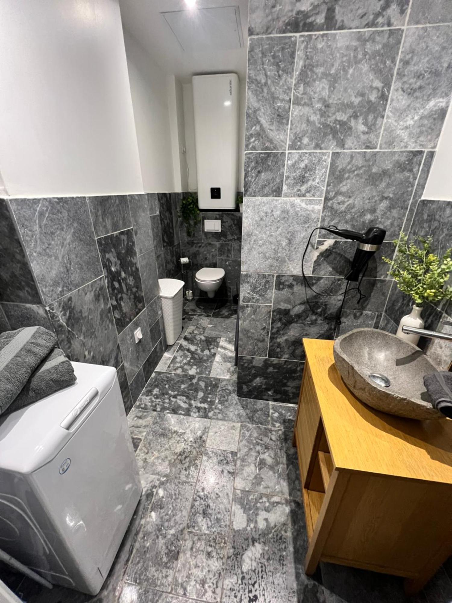 Le Zenith Appartement Saint-Etienne  Buitenkant foto